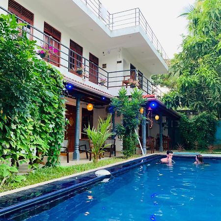 מיריסה Blue Whale Holiday Hotel מראה חיצוני תמונה