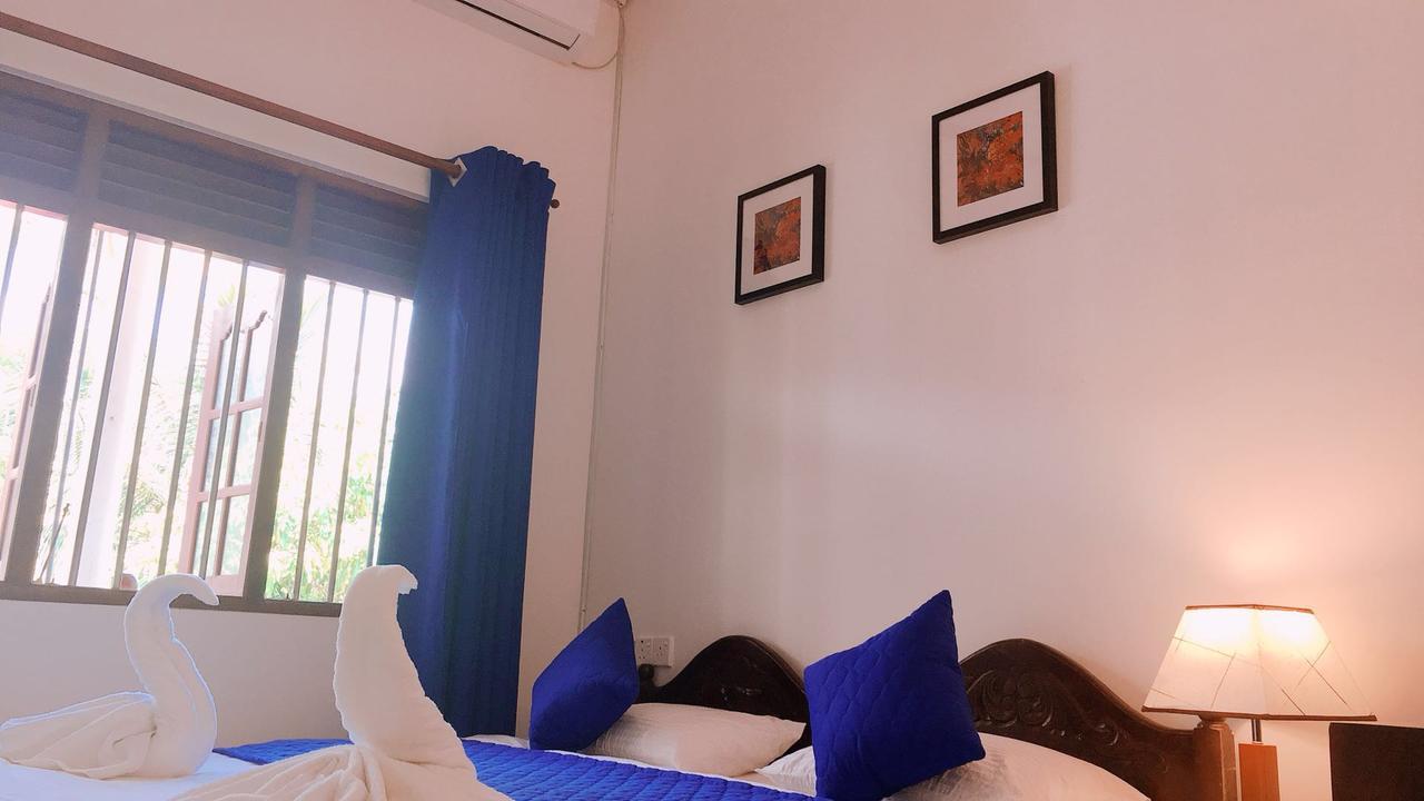 מיריסה Blue Whale Holiday Hotel מראה חיצוני תמונה