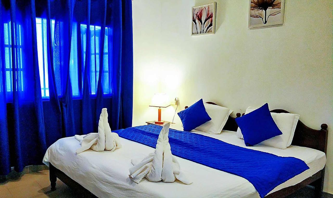 מיריסה Blue Whale Holiday Hotel מראה חיצוני תמונה