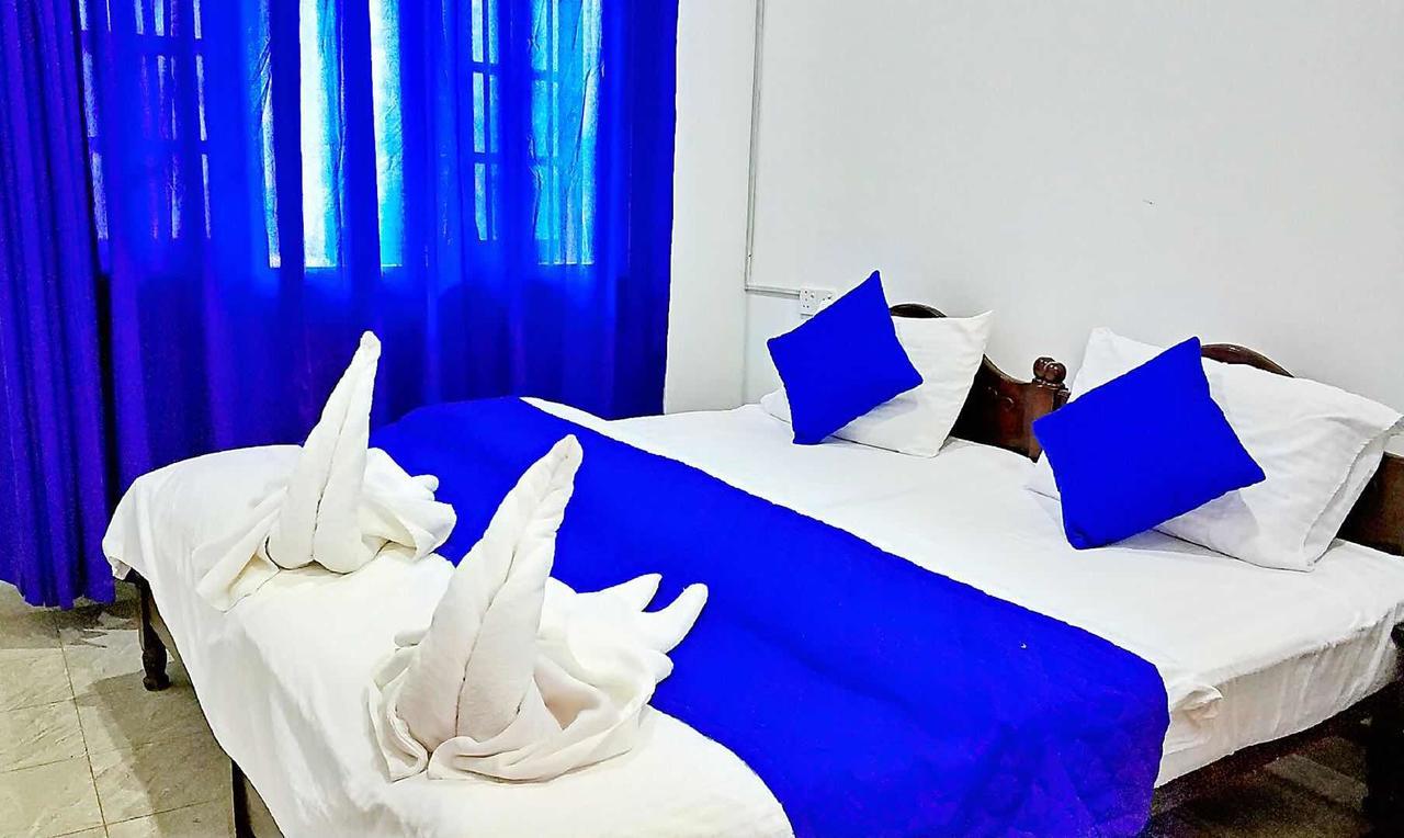 מיריסה Blue Whale Holiday Hotel מראה חיצוני תמונה