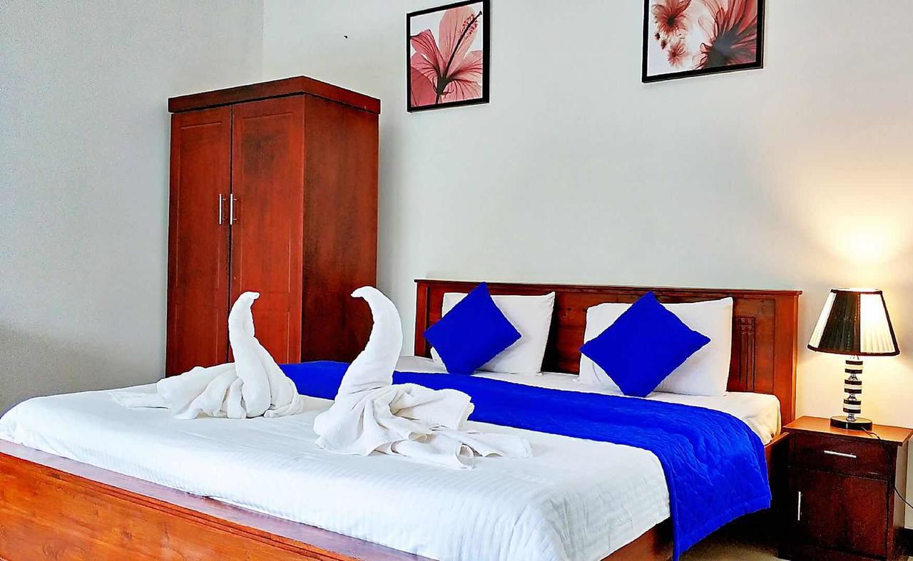 מיריסה Blue Whale Holiday Hotel מראה חיצוני תמונה